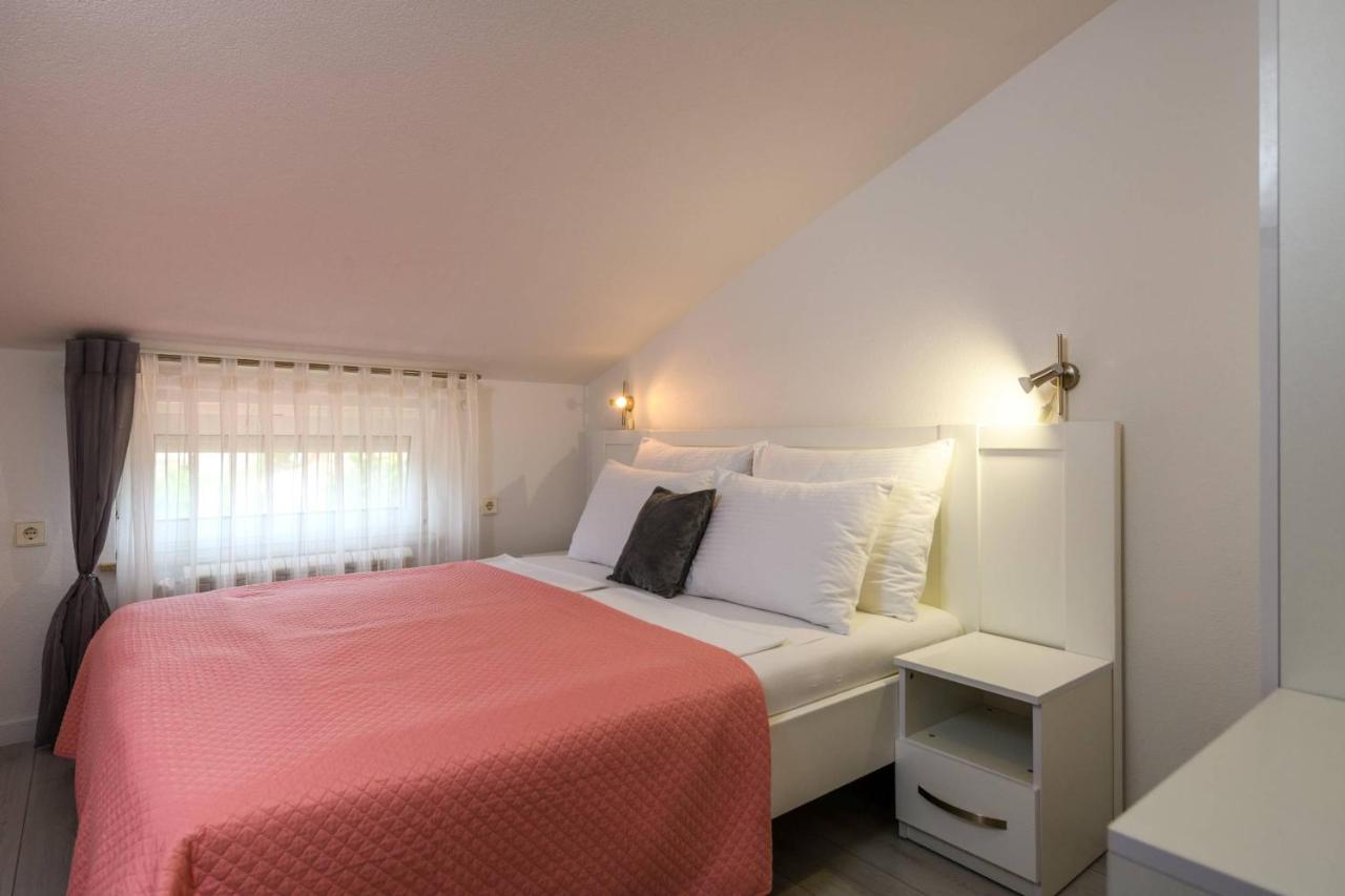Apartments Somi Пореч Экстерьер фото